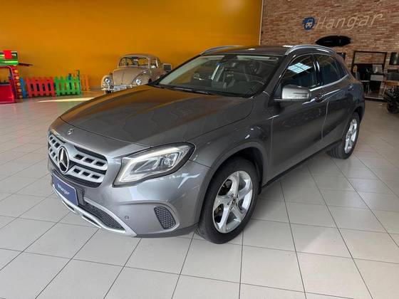 MERCEDES-BENZ GLA 200 1.6 CGI FLEX STYLE 7G-DCT